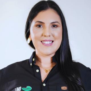 Fabíola Lino 
